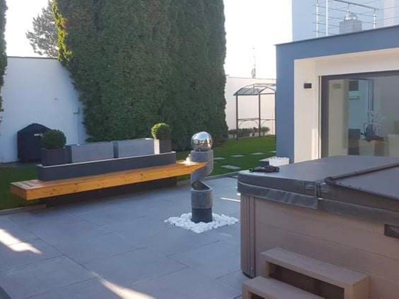 zahrady a nádvoří STAVBY ŠESTÁK