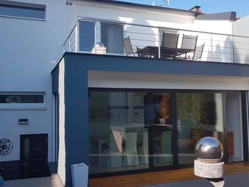 zahrady a nádvoří STAVBY ŠESTÁK