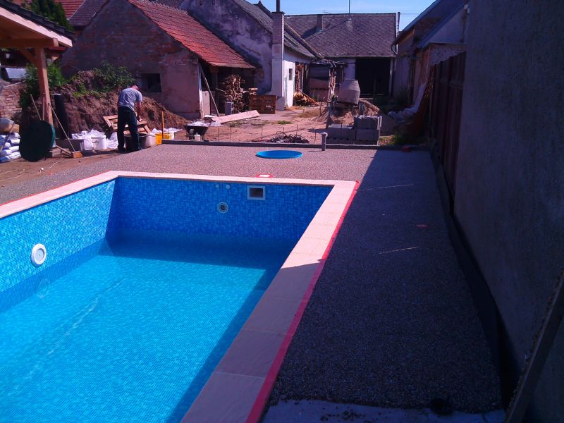 zahrady a nádvoří STAVBY ŠESTÁK